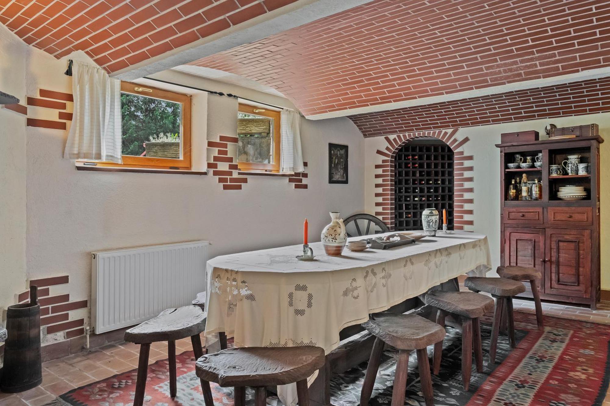 Wine Cellar Villa With Beautiful Garden In Sinaia - Busteni Poiana Tapului المظهر الخارجي الصورة